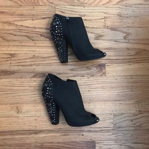 Givenchy snake like texture ankle boots open toe